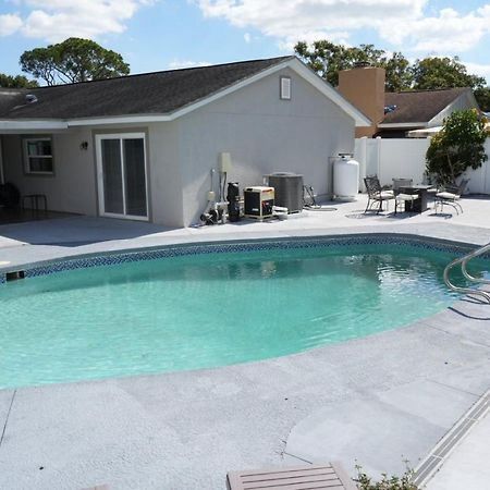 Hosting 1 Villa Tampa Ngoại thất bức ảnh