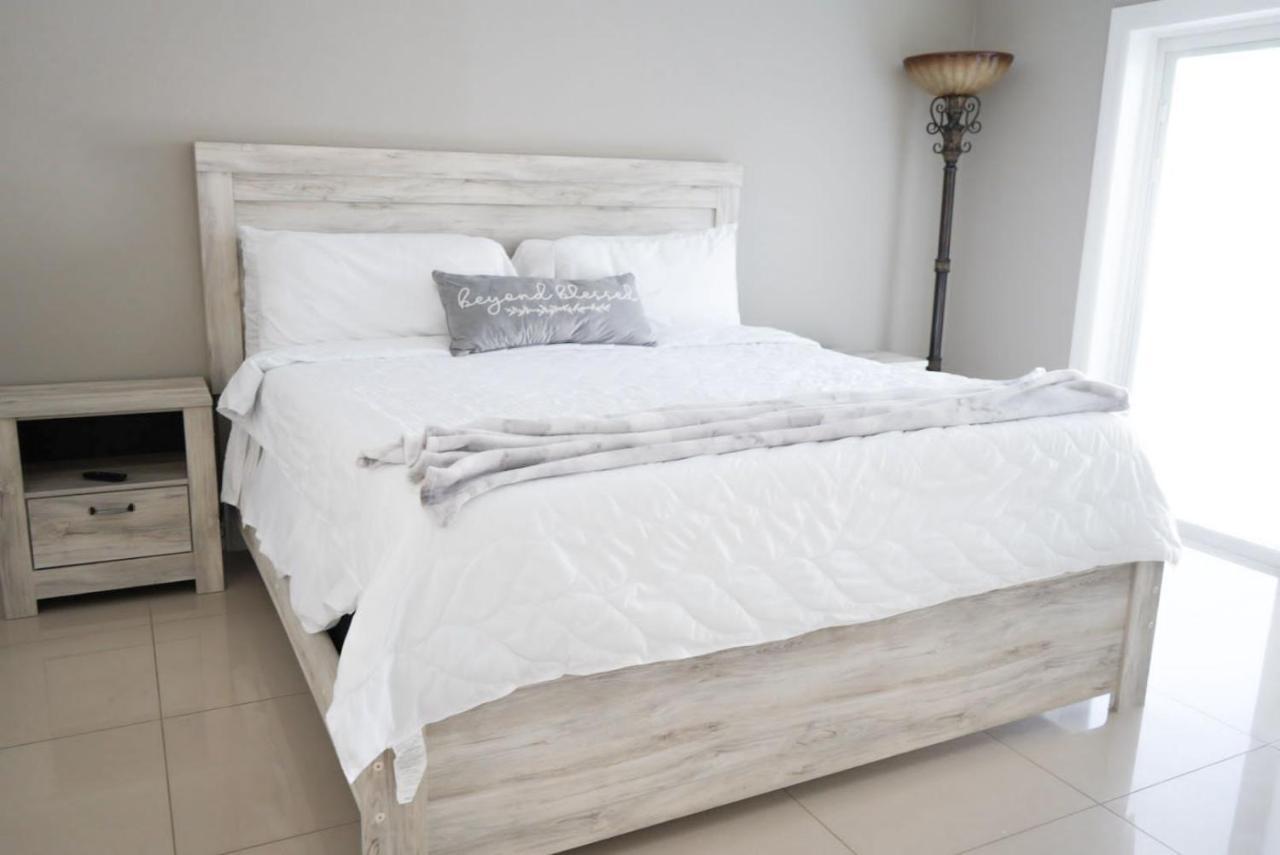 Hosting 1 Villa Tampa Ngoại thất bức ảnh